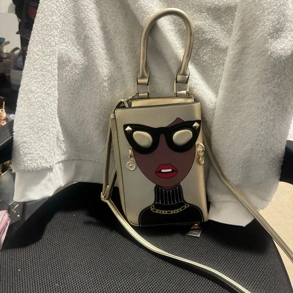 Bags Carteras Juveniles Al Frente Diseo De Mujer Poshmark